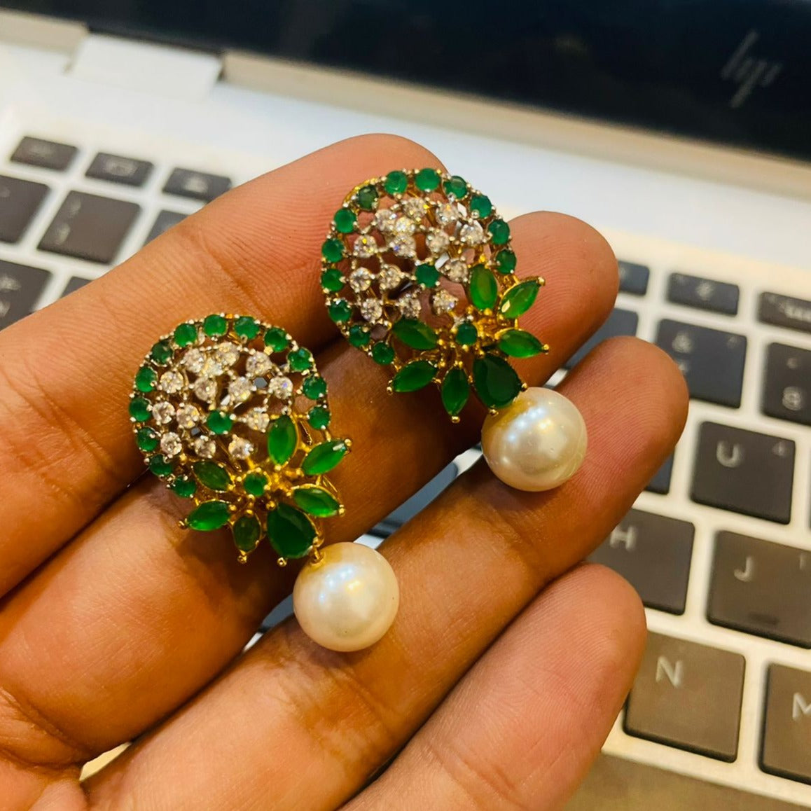 Elegant Design Gold Plated Earrings For Girls/women