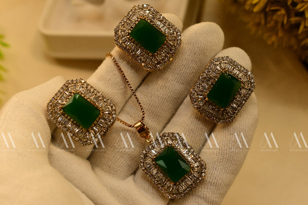 Unique Cubic Design Gold Plated Real Stones Necklace Set for Girls/Women