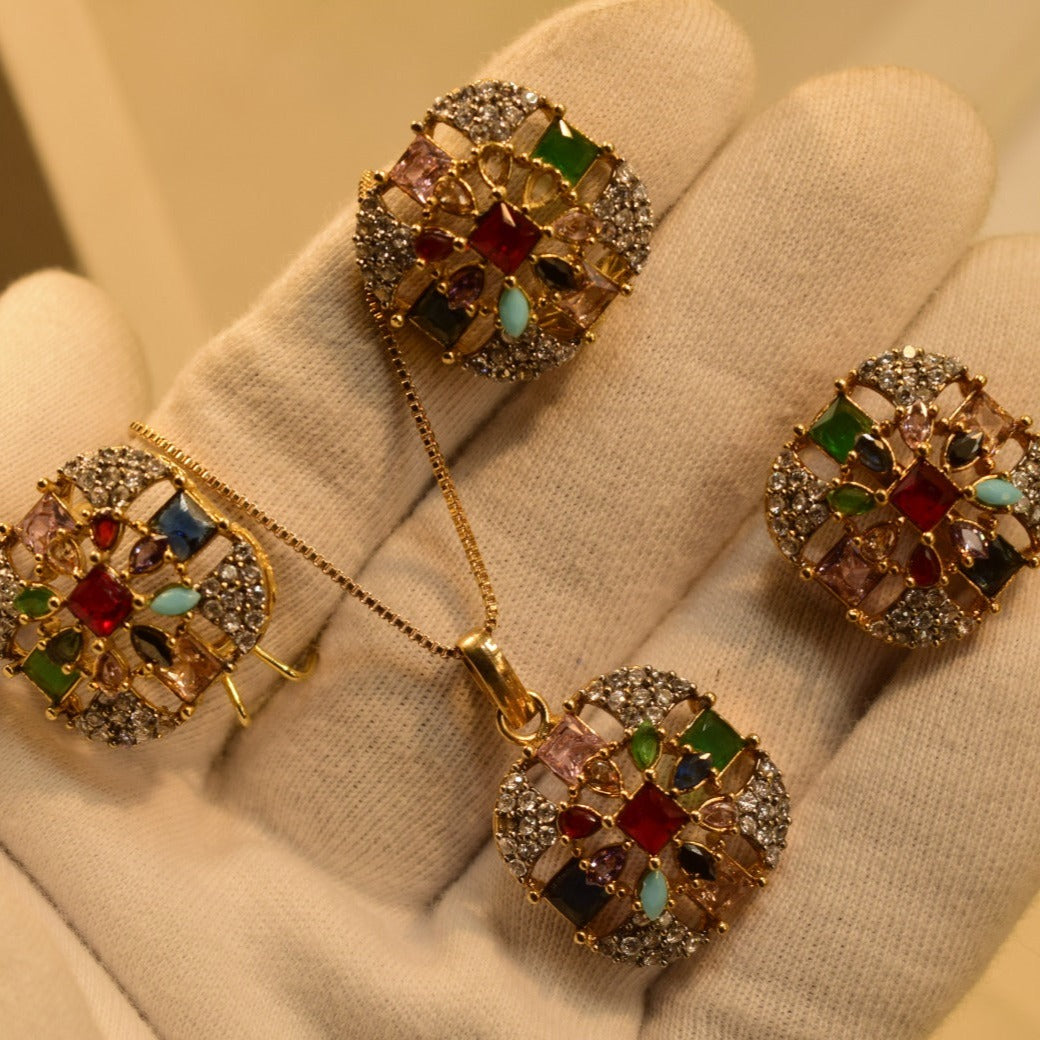 Fancy Unique Design Gold Plated Necklace Set for Girls/Women