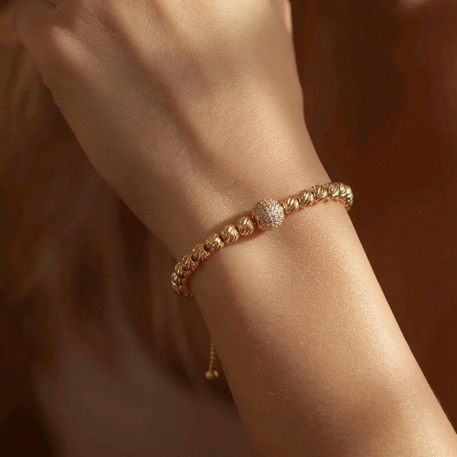 Stylish Design Gold Plated Bracelet for Girls/Women
