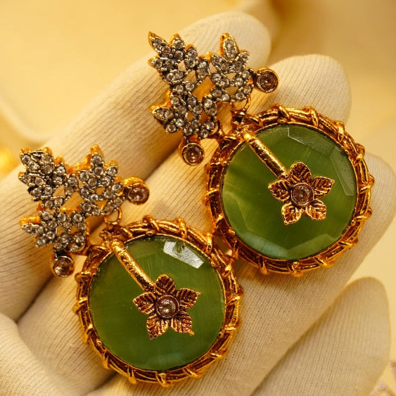 Gorgeous Design Gold Plated Crystal Stones Earrings For Girls/women