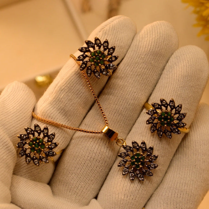 Gorgeous Design Gold Plated Crystal Stones Necklace Set for Girls/Women