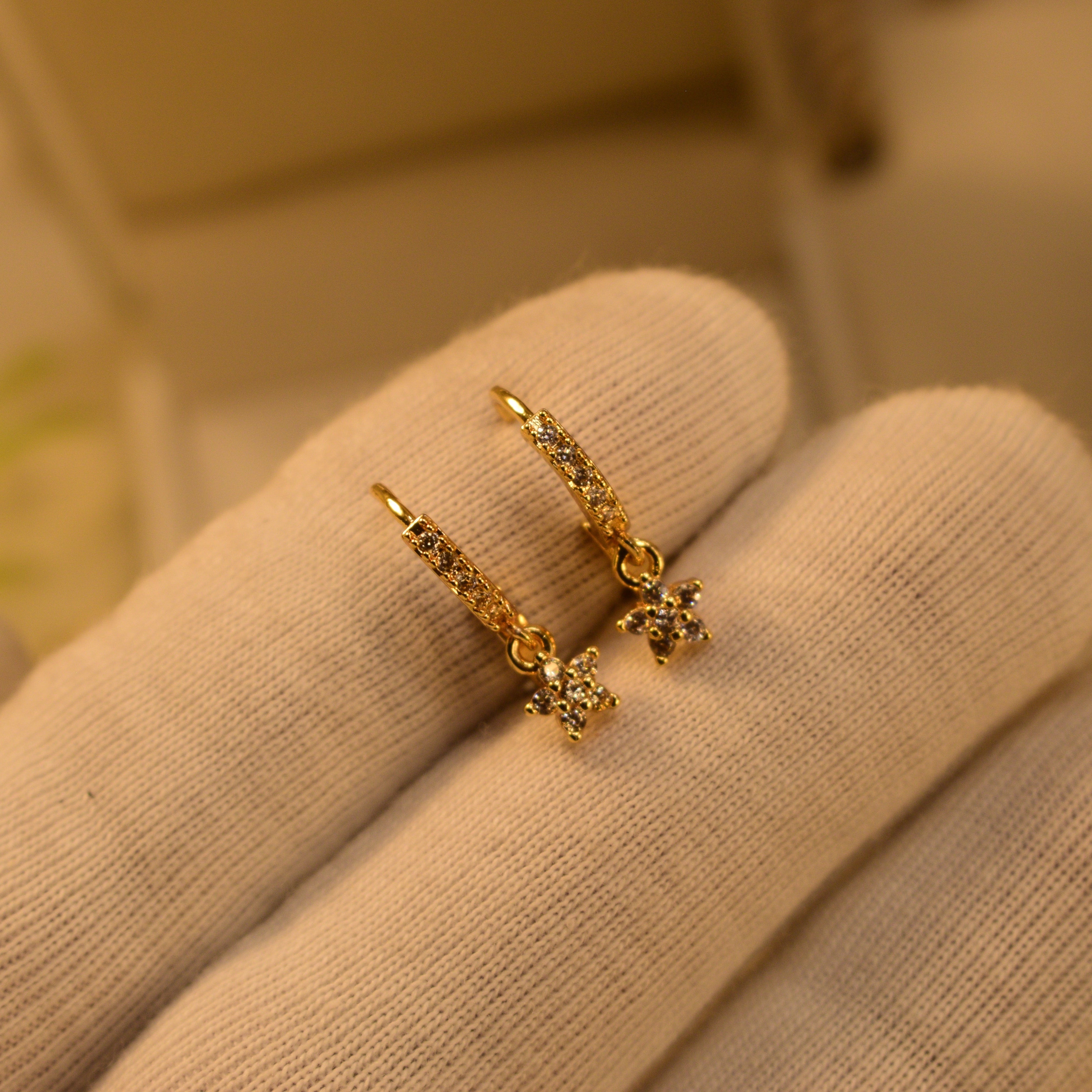 Luminous Design Gold Plated Crystal Stones Earrings For Girls/women