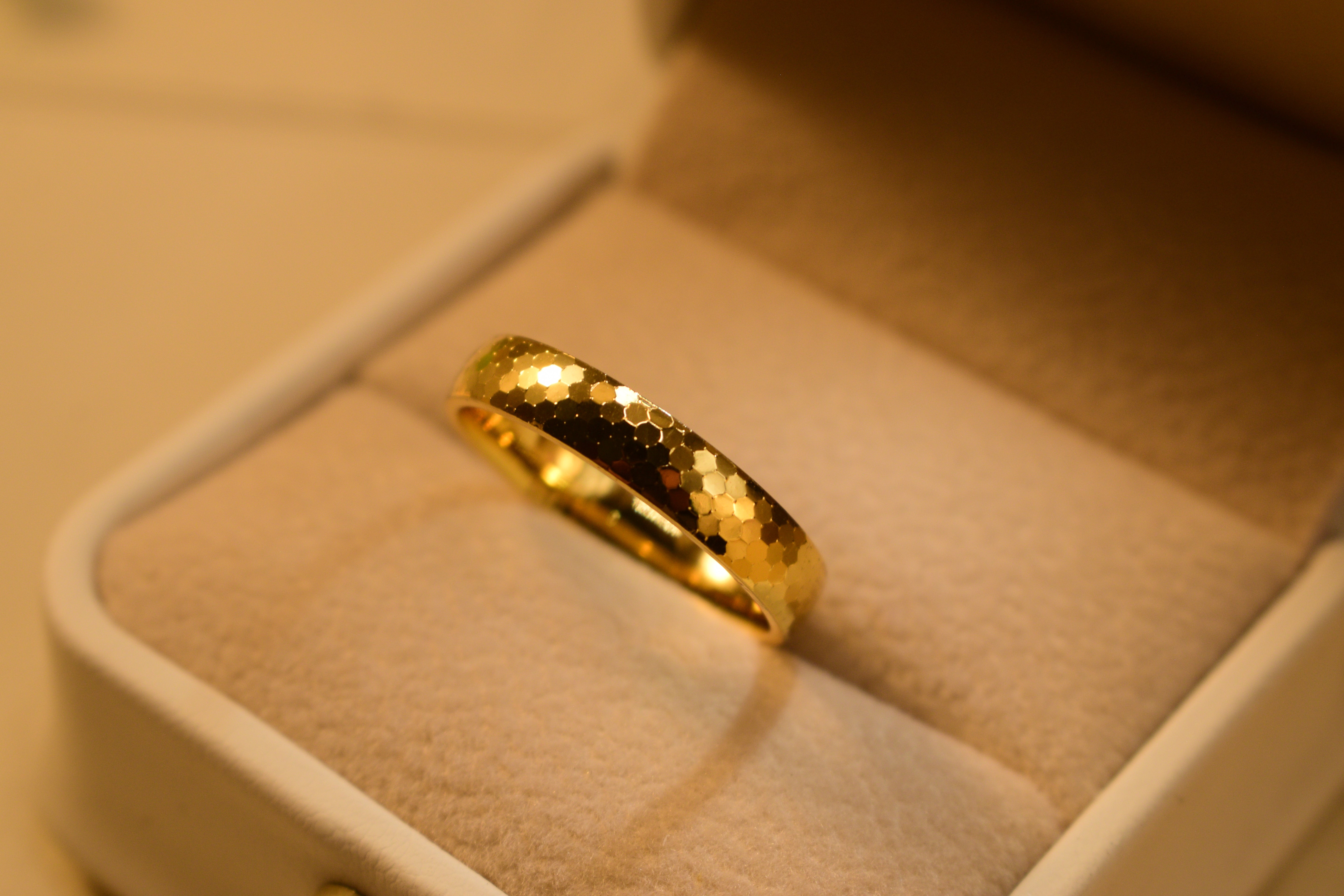 Elegant Unique Design Gold Plated Ring For Girls/Women