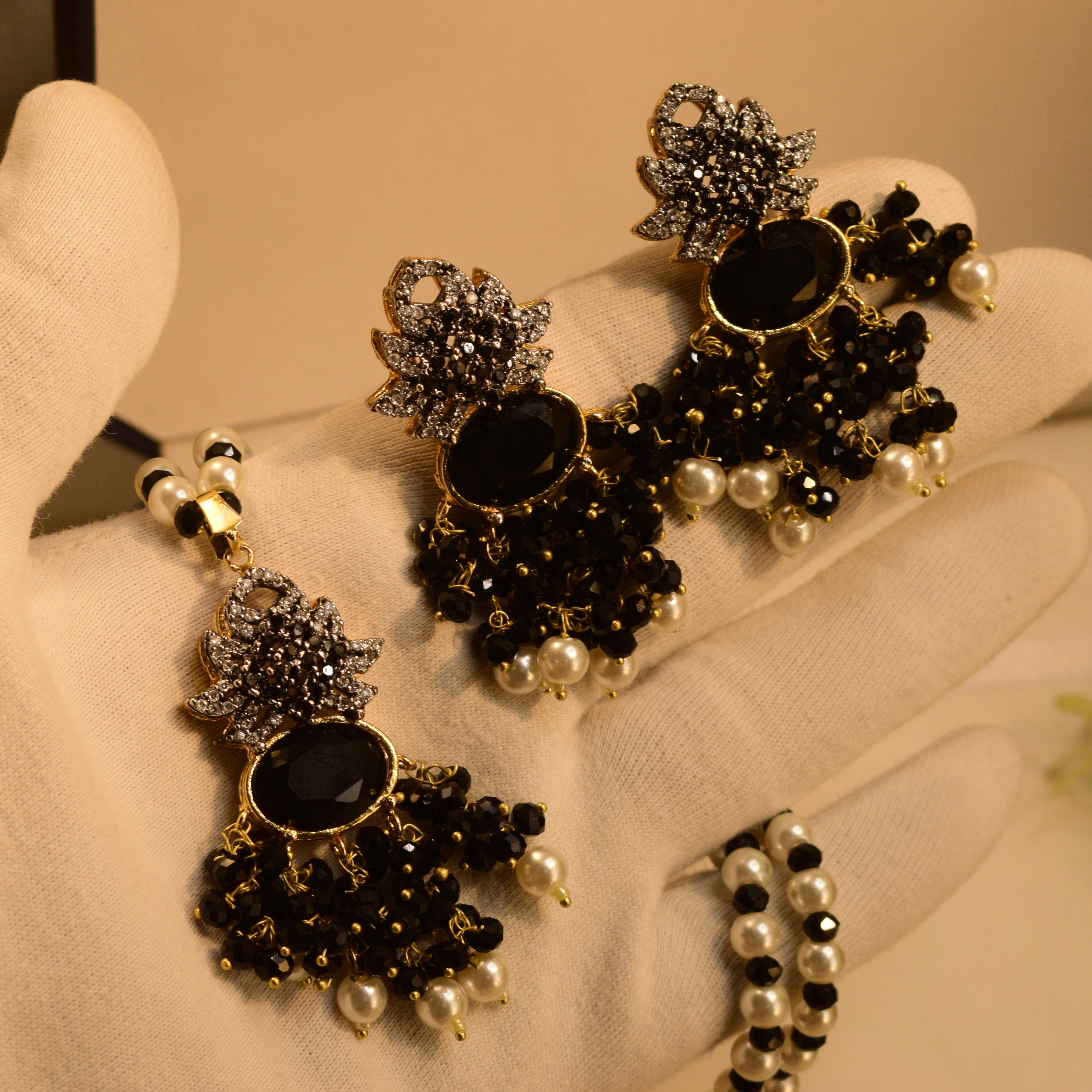 Luminous Design Gold Plated Crystal Stones Necklace Set for Girls/Women
