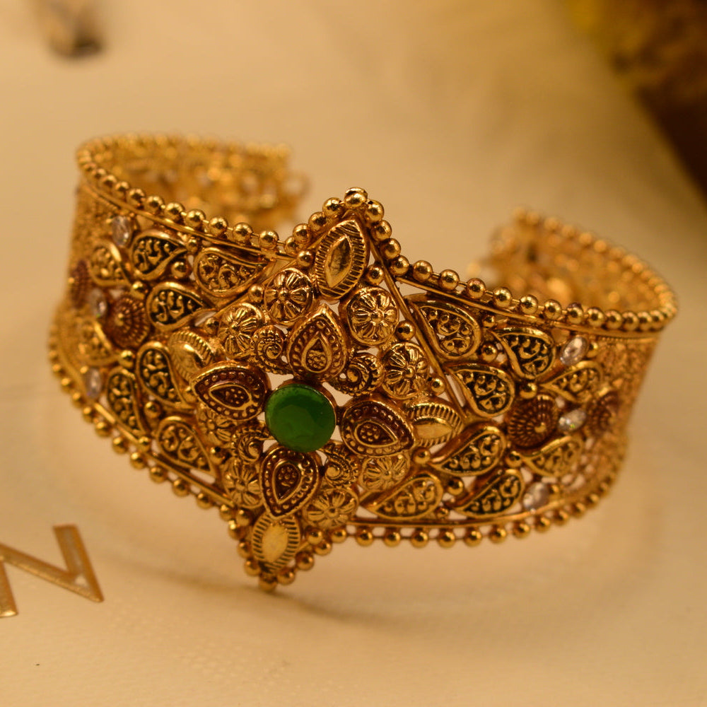 Elegant Design Gold Plated Crystal Stone Bangle for Girls/Women