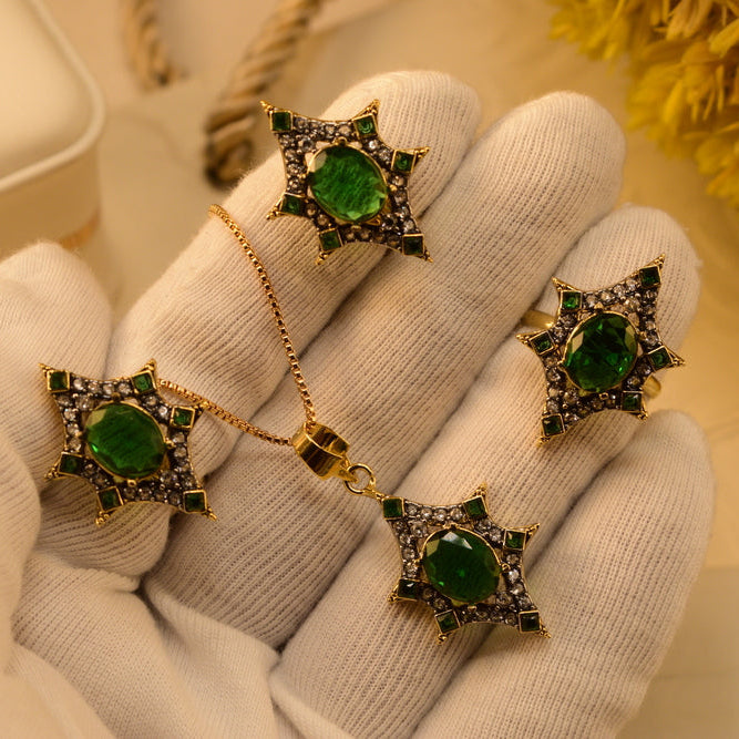Gorgeous Design Gold Plated Crystal Stones Necklace Set for Girls/Women