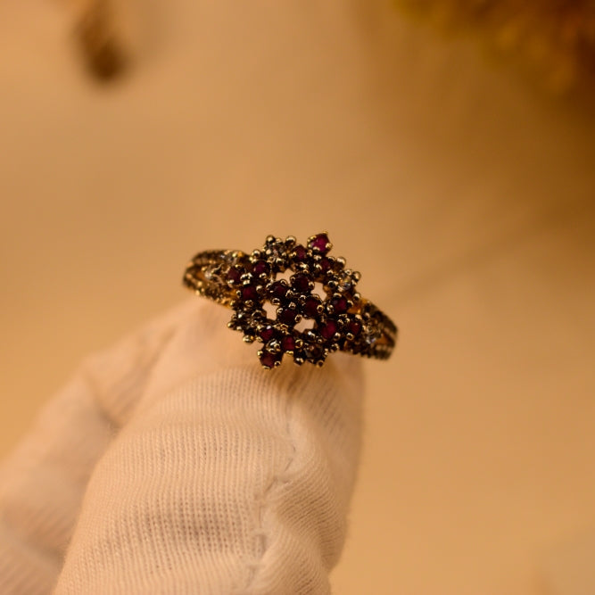 Glamorous Design Gold Plated Crystal Stones Ring For Girls/Women