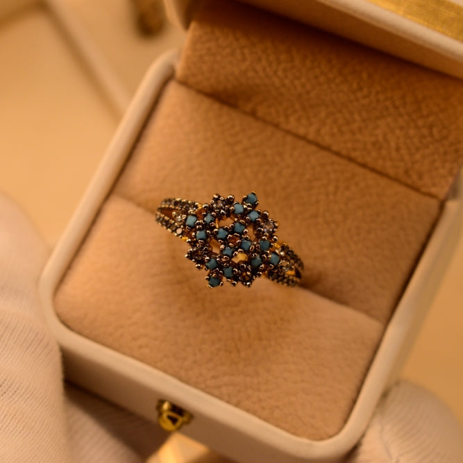 Glamorous Design Gold Plated Crystal Stones Ring For Girls/Women