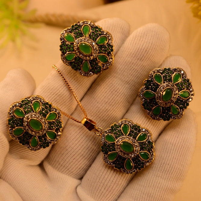 Glamorous Design Gold Plated Crystal Stones Necklace Set for Girls/Women