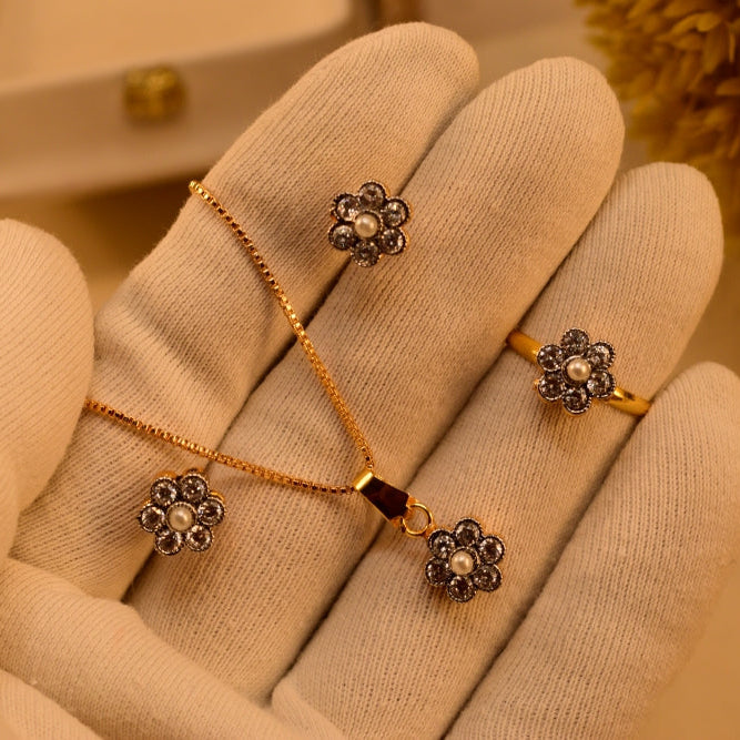 Beautiful Design Gold Plated Crystal Stones Necklace Set for Girls/Women