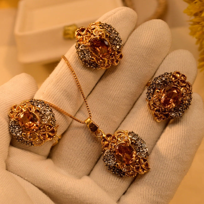 Dazzling Design Gold Plated Crystal Stones Necklace Set for Girls/Women