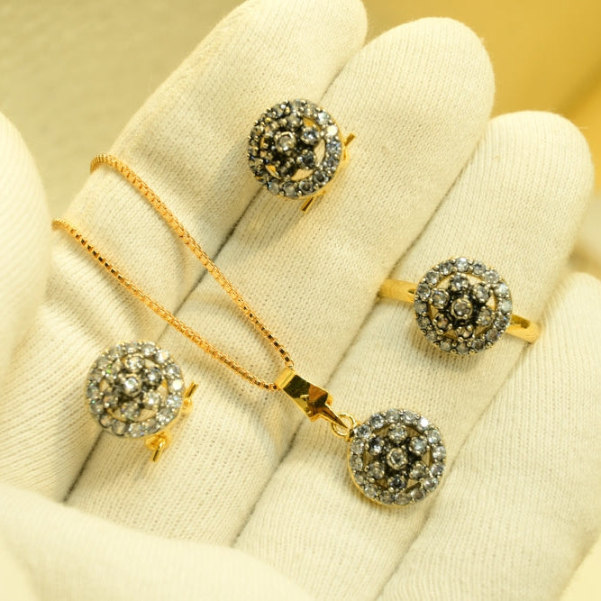 Glamorous Design Gold Plated Crystal Stones Necklace Set for Girls/Women