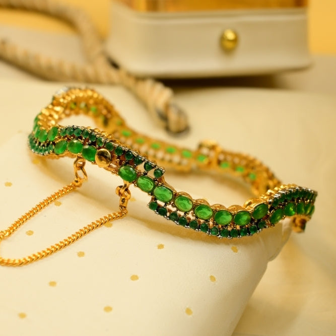 Luxury Design Gold Plated Crystal Stones Bangle for Girls/Women