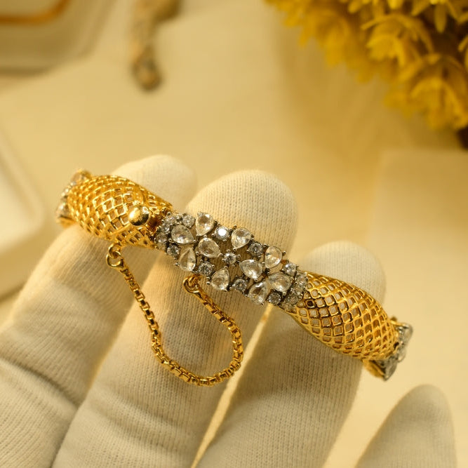 Sparkling Unique Design Gold Plated Crystal Stones Bangle for Girls/Women