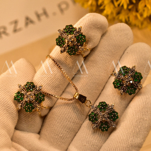 Elegant Design Gold Plated Real Stones Necklace Set for Girls/Women