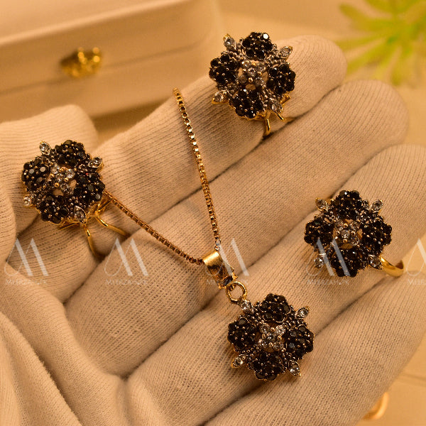 Elegant Design Gold Plated Real Stones Necklace Set for Girls/Women