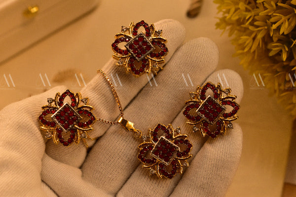 Elegant Design Gold Plated Real Stones Necklace Set for Girls/Women