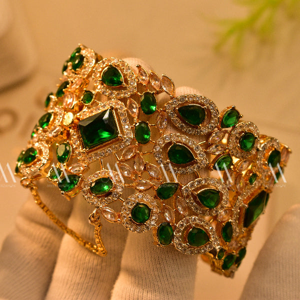 Elegant Design Gold Plated Real Stones Bangle for Girls/Women