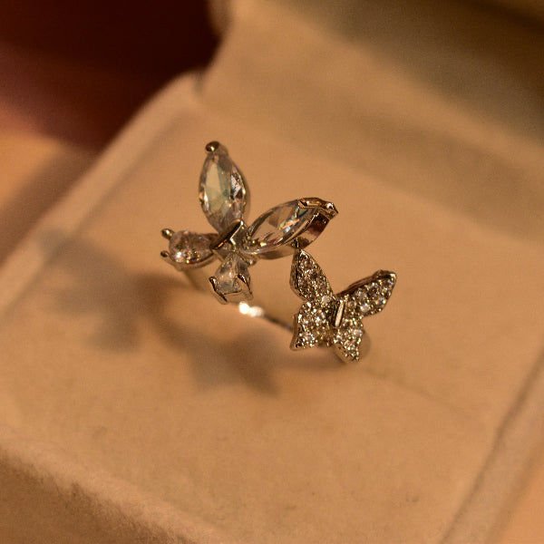 Unique Butterfly Design Silver Plated Crystal Stones Ring For Girls/Women
