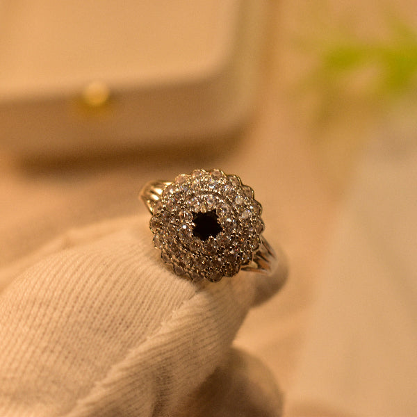 Gorgeous Design Silver Plated Crystal Stones Ring For Girls/Women