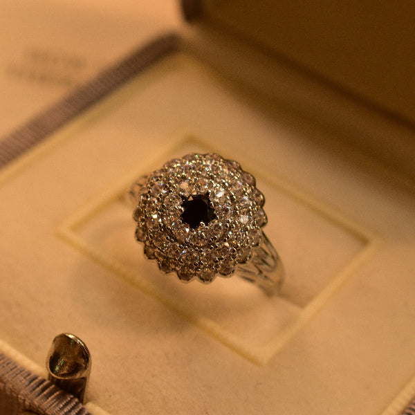 Gorgeous Design Silver Plated Crystal Stones Ring For Girls/Women