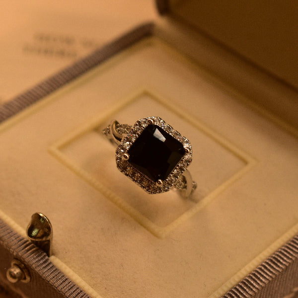 Glamorous Cubic Design Silver Plated Crystal Stones Ring For Girls/Women