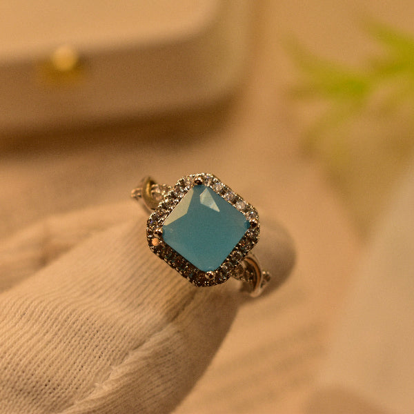 Glamorous Cubic Design Silver Plated Crystal Stones Ring For Girls/Women