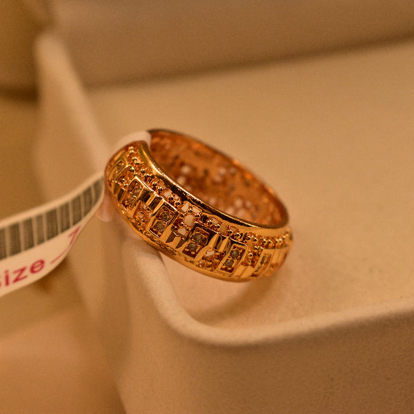 Beautiful Design Gold Plated Crystal Stones Ring For Girls/Women