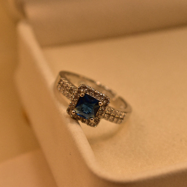 Luminous Design Silver Plated Crystal Stone Ring For Girls/Women