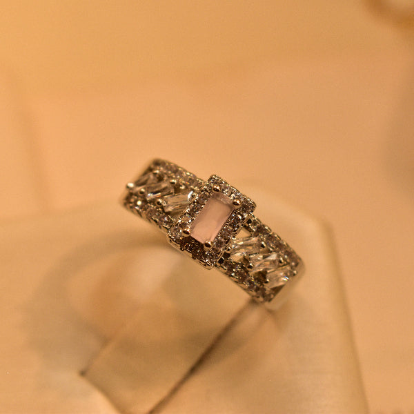 Unique Design Silver Plated Crystal Stone Ring For Girls/Women