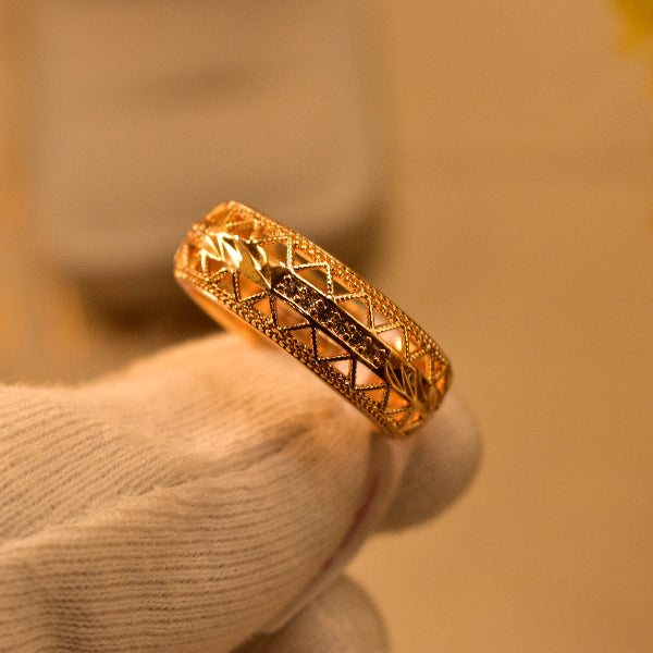 Glamorous Design Gold Plated Crystal Stone Ring For Girls/Women