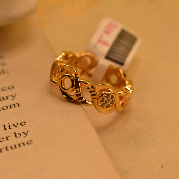 Alluring Design Gold Plated Crystal Stone Ring For Girls/Women