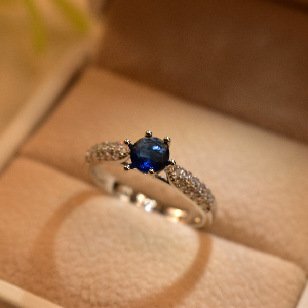 Fancy Design Silver Plated Real Stones Ring For Girls/Women