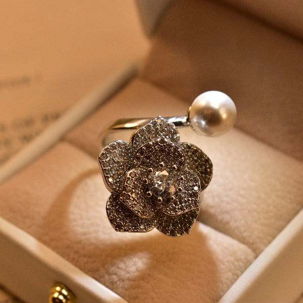 Elegant Flower Design Crystal Stones Pearl Ring For Girls/Women