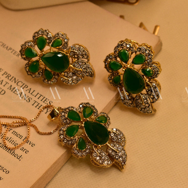 Elegant Design Gold Plated Real Stones Necklace Set for Girls/Women