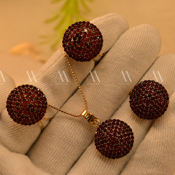 Glamorous Design Gold Plated Real Stones Necklace Set for Girls/Women