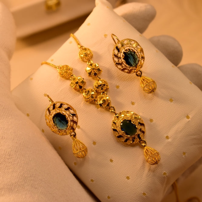 Fancy Design Gold Plated Crystal Stones Necklace Set for Girls/Women