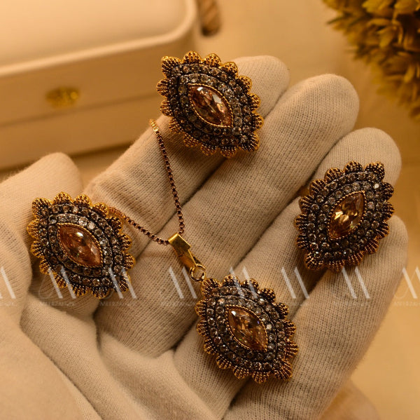 Glamorous Design Gold Plated Real Stones Necklace Set for Girls/Women