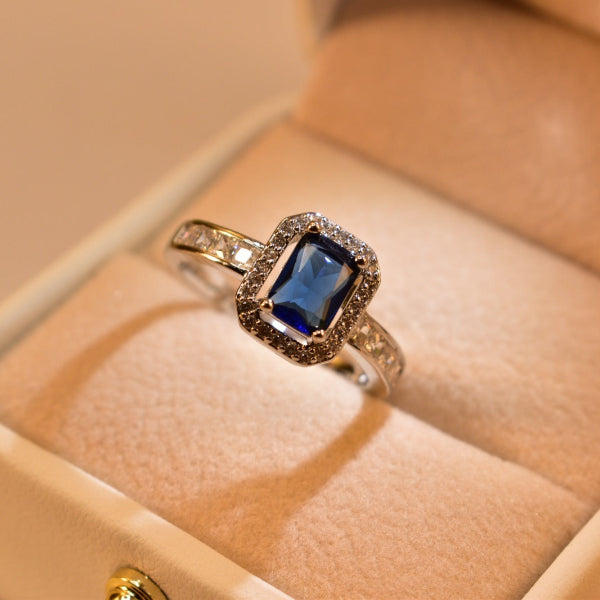 Charming Design Silver Plated Crystal Stone Ring For Girls/Women