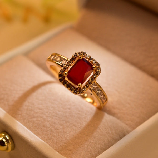 Fancy Design Gold Plated Real Stones Ring For Girls/Women