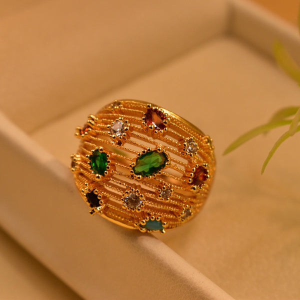 Glamorous Design Gold Plated Crystal Stones Ring For Girls/Women