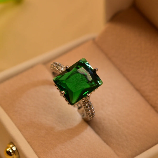 Charming Design Silver Plated Real Stones Ring For Girls/Women