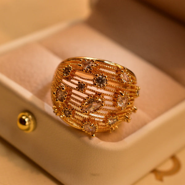 Glamorous Design Gold Plated Crystal Stones Ring For Girls/Women