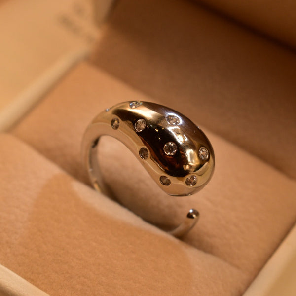 Elegant Design Crystal Stones Ring For Girls/Women