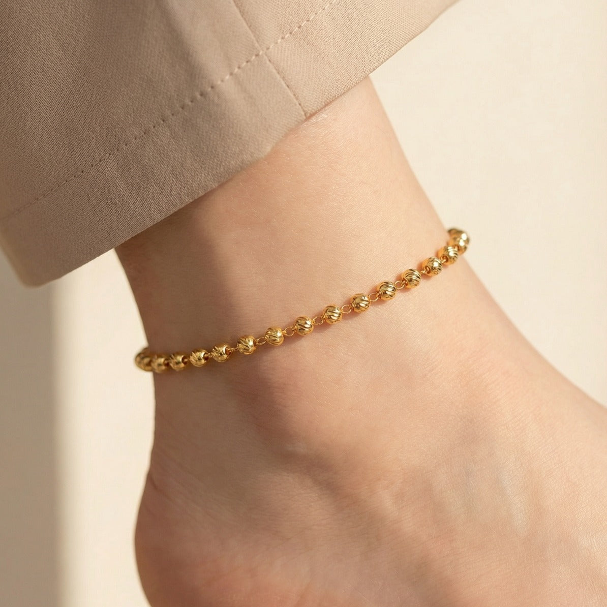 Stylish Unique Design Gold Plated Anklet for Girls/Women