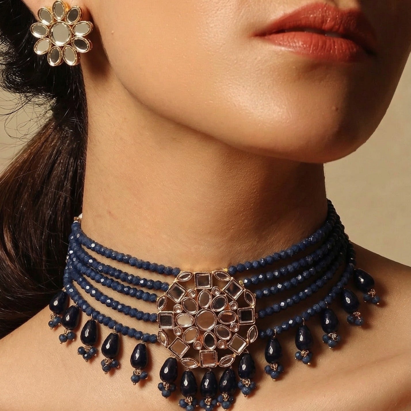 Glamorous Design Gold Plated Crystal Stones Necklace Set for Girls/Women