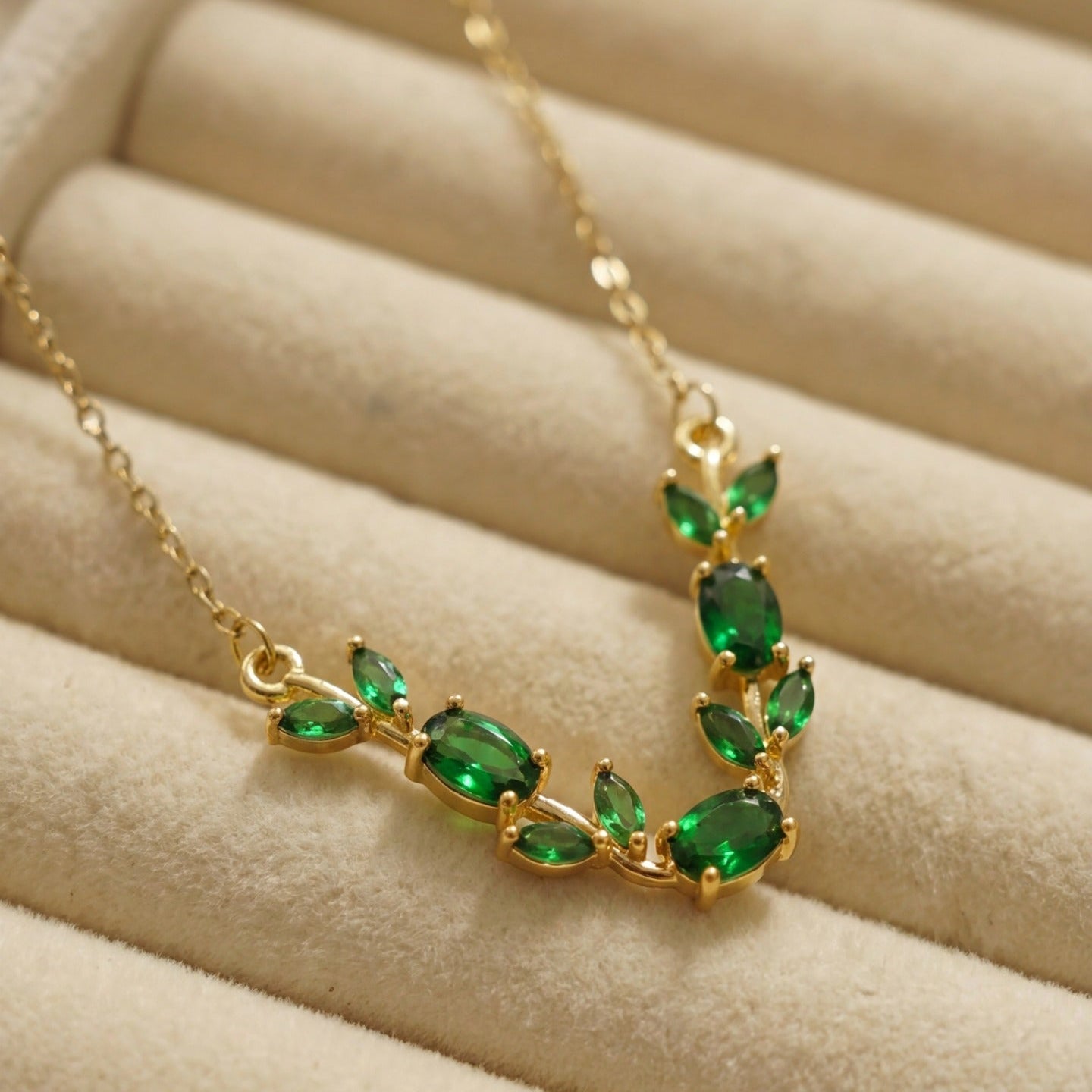 Viral Tulip-Necklace for Girls/Women