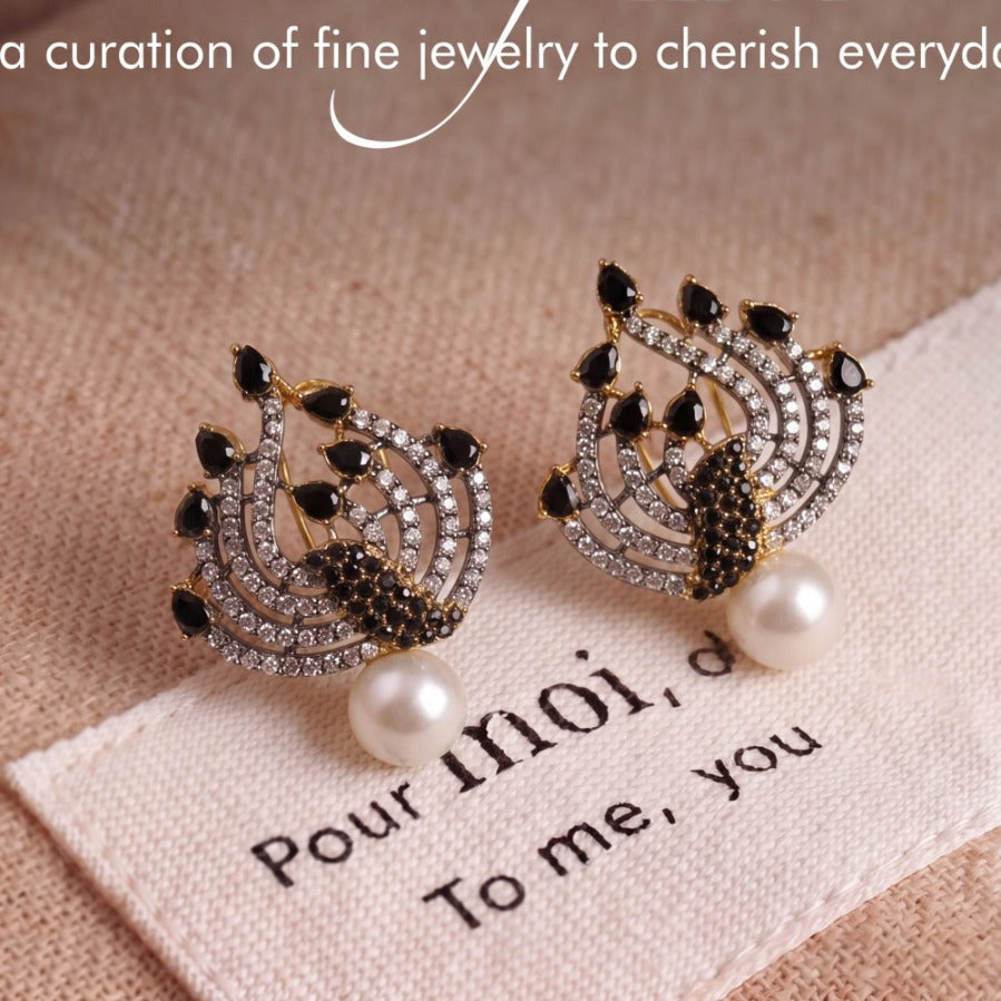 Stylish Design Gold Plated Crystal Stones Earrings For Girls/women