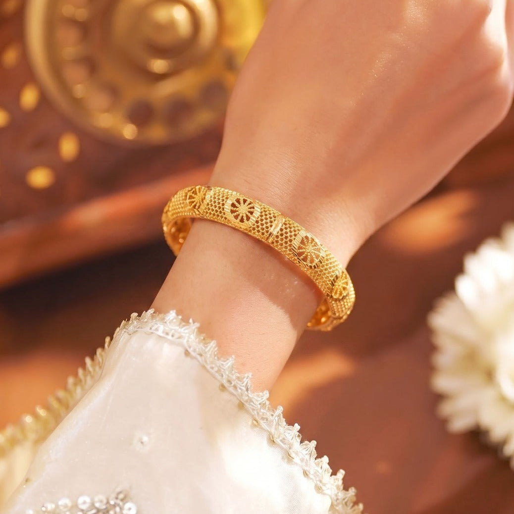 Fancy Unique Design Gold Plated Bangle For Girls/women